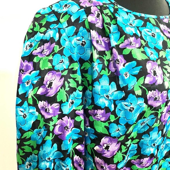 Argenti Boutique Blue + Purple Floral Blouse - Picture 6 of 9